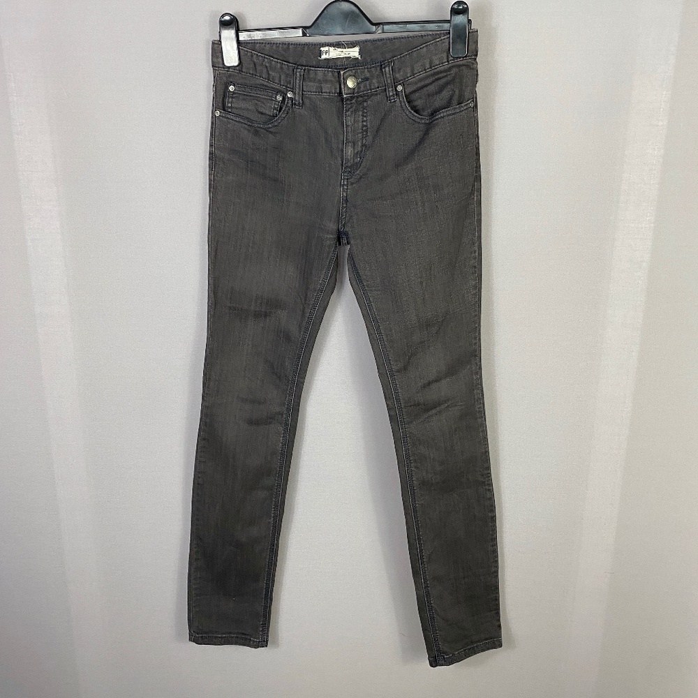 Free People Womens Mid Rise Regular Cut Jeans in Faded Black Size 27